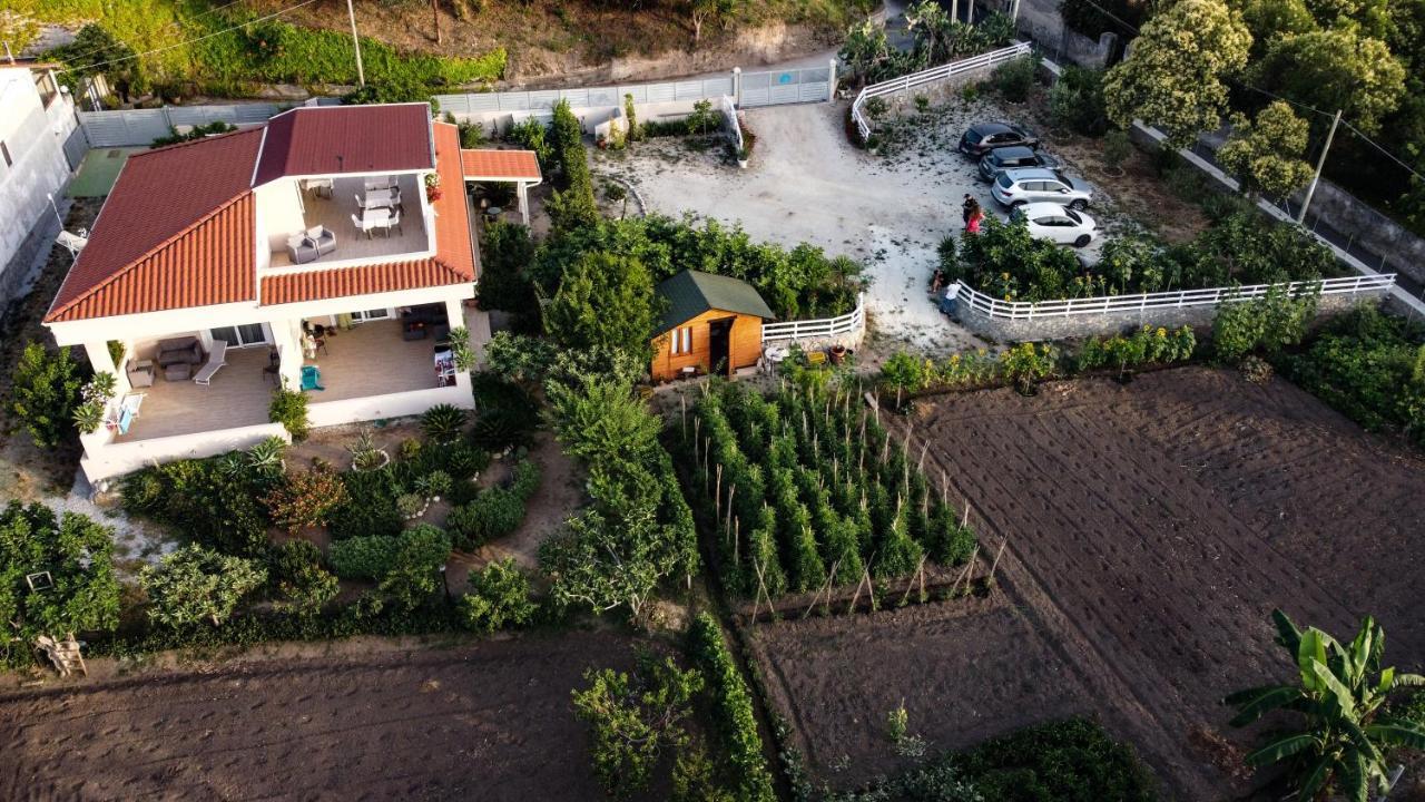 Michelino House Panzió Parghelia Kültér fotó