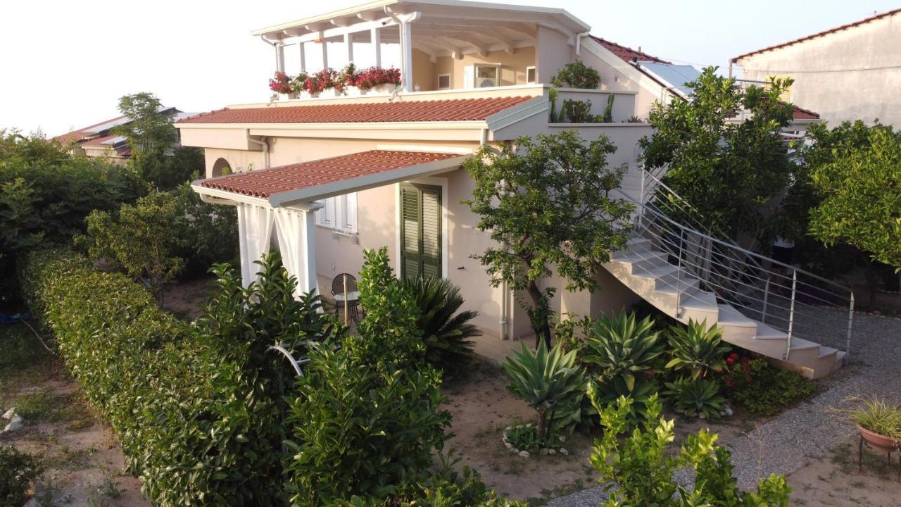 Michelino House Panzió Parghelia Kültér fotó
