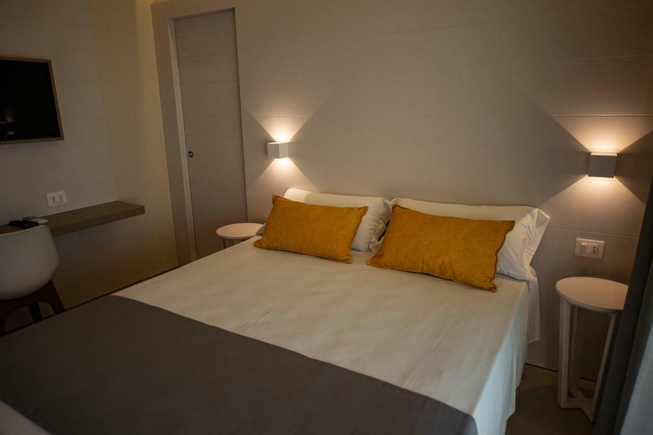 Michelino House Panzió Parghelia Kültér fotó