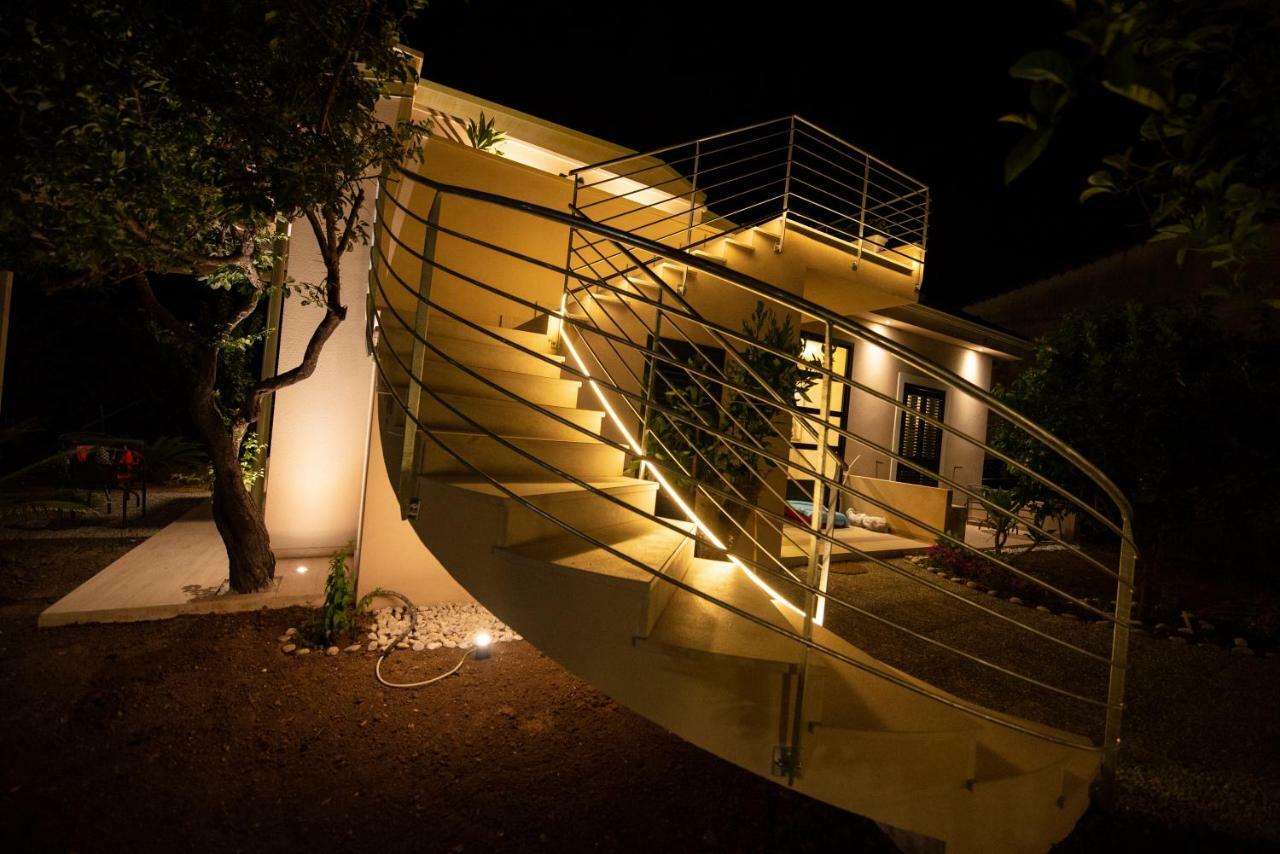 Michelino House Panzió Parghelia Kültér fotó